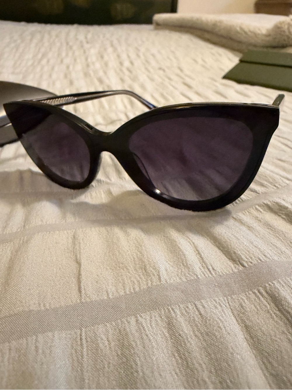 KREWE Monroe Nylon sunglasses black with case and unopened cloth - Picture 12 of 12